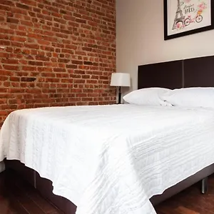 Private Bedroom In City Hostal